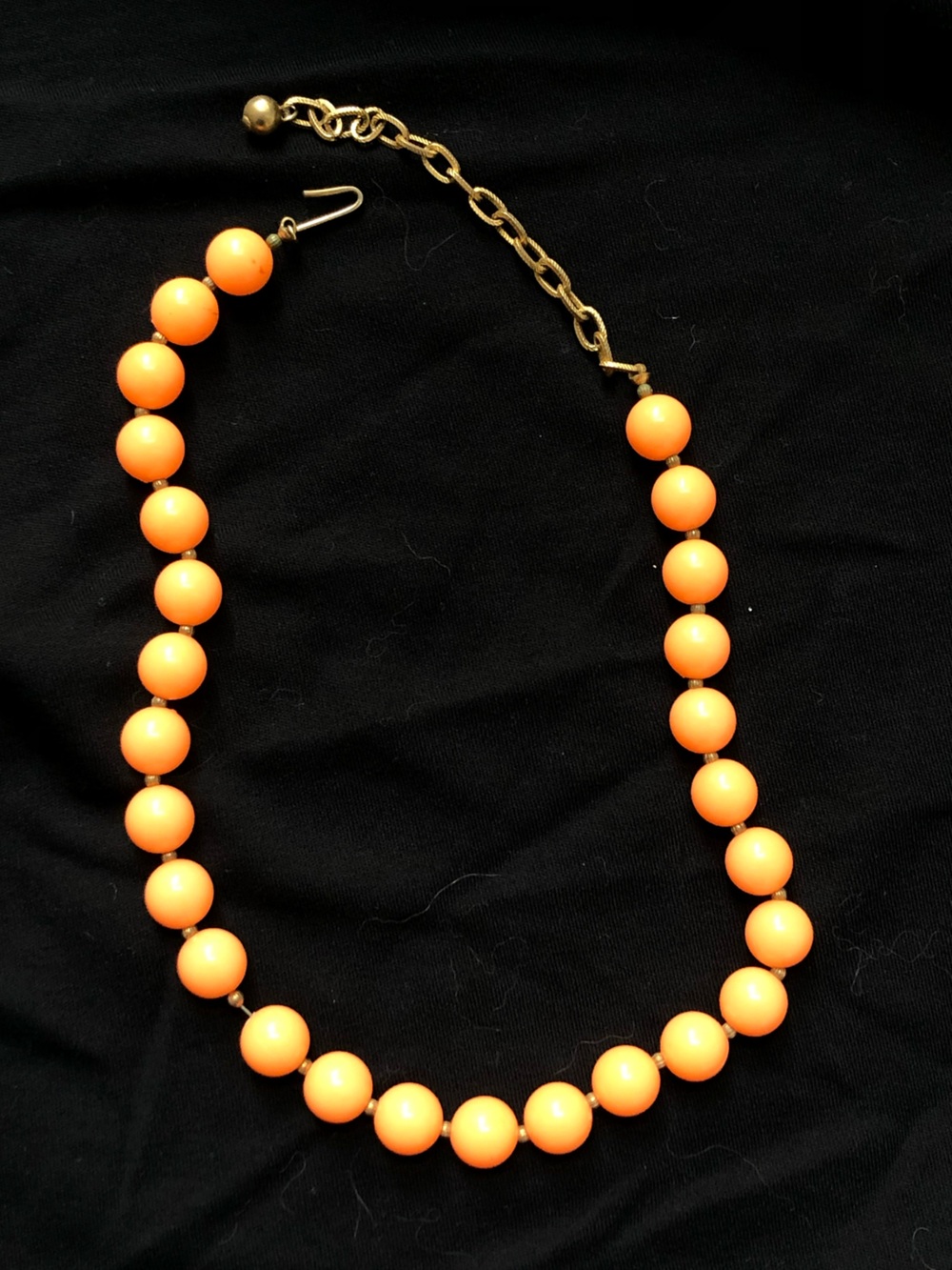 🍊Orange Beaded Necklace🍊